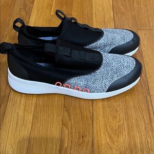 Keds Ladies Black and White Slip-On Shoes